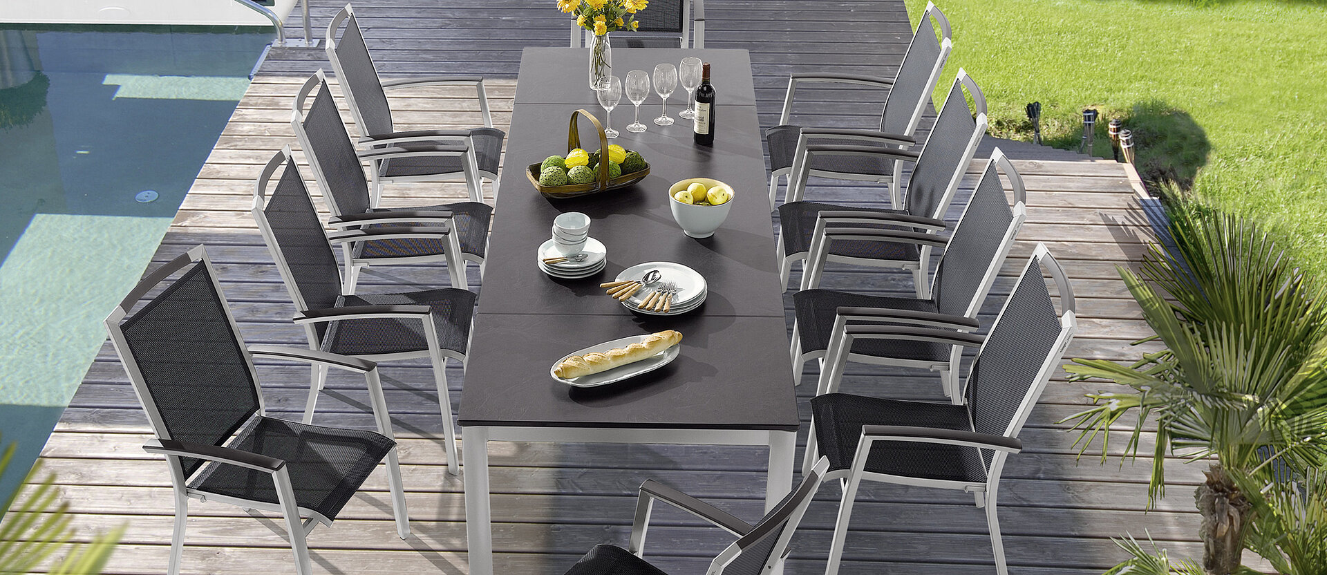 Table Pliante Plateau VIVODUR Ardoise Anthracite Pieds Gris Foncé 140 x 90  cm SIEGER - Achat/vente table de jardin pliante Sieger